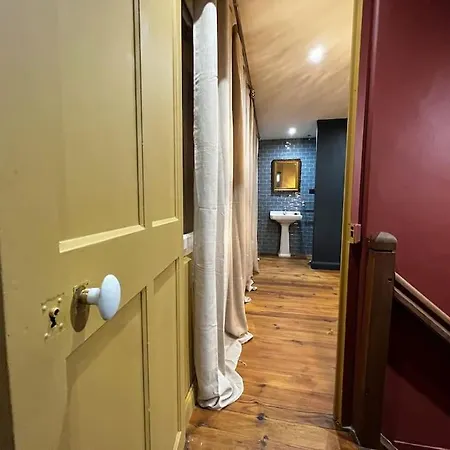 Le Gite. Holiday home